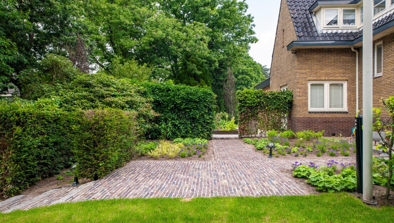 BHN_78F9673_villatuin-Huizen-LR-52
